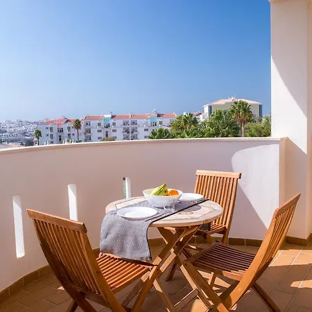 A07 - Seaview And Pool Luxury Apartment